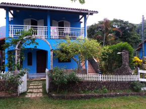 Casa com Wi-Fi e churrasqueira em Aldeia Velha RJ